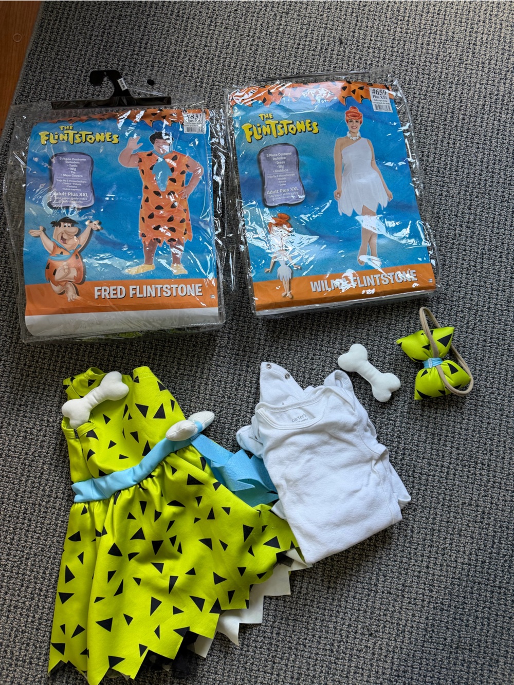 Flintstones Family Costumes Pebbles Wilma Fred